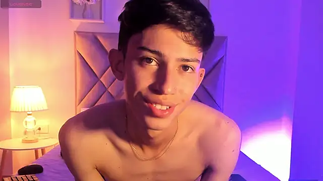 Baby_noahtt 라이브 XXX 채팅