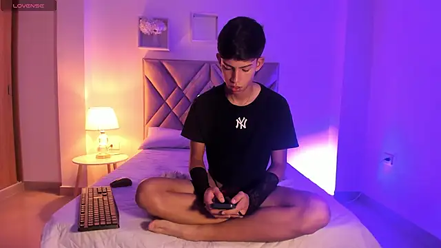Baby_noahtt Live XXX Chat