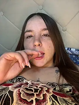 Chat +18 de AMORINHA_S2_ ao vivo