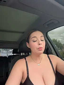 Živý XXX chat Alirawrz