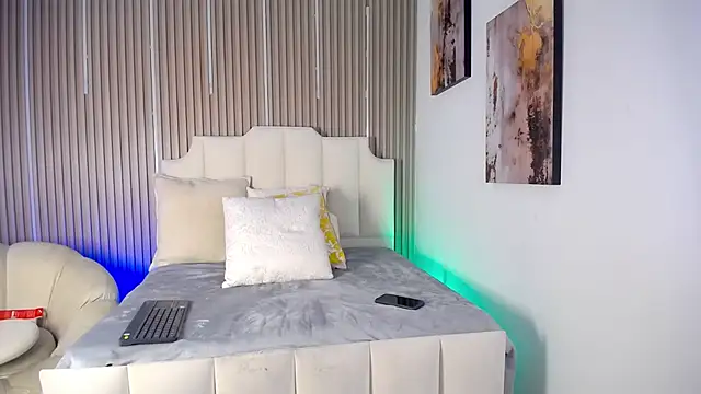 AdrianStark_'s Live XXX Chat