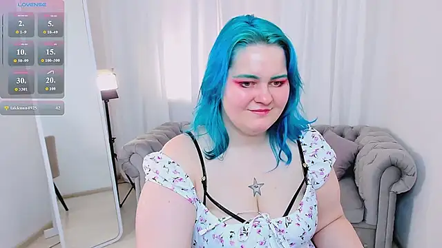 Amelia_Skyee Chat XXX in diretta