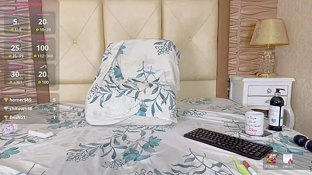 Miladiosa Chat XXX live