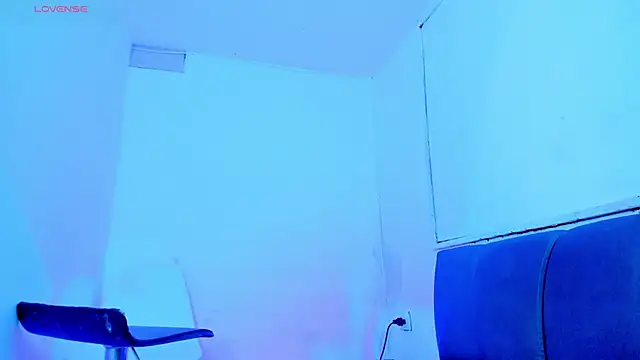 milkqueenboobs Chat XXX live