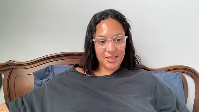 Chatroom XXX en direct de dreamyriri