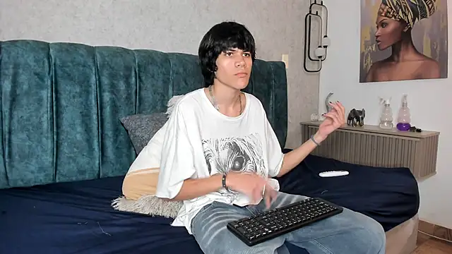 XXX chat uživo modela Diamond_twink