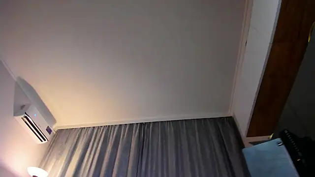 Sophia_cutegirly's Live XXX Chat