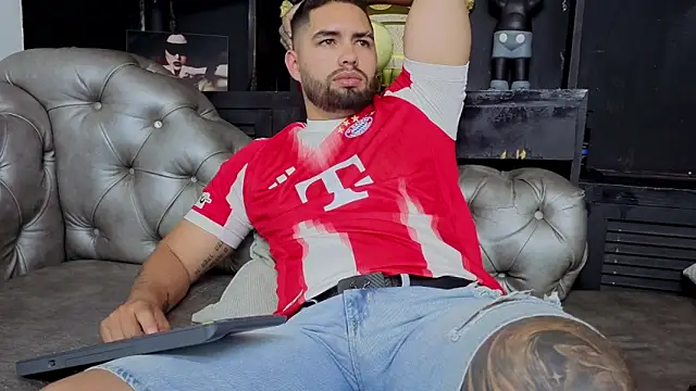 Chatroom XXX en direct de matteosantos