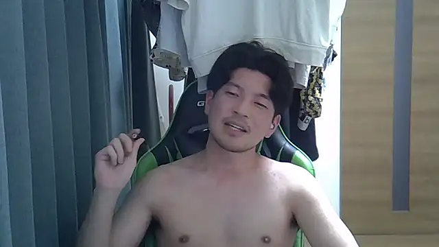 aokunvvvのウェブカメラショー