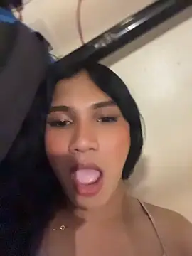 slutty_aki Chat XXX live