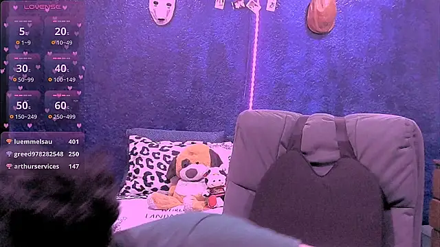 Chat +18 de NinaYellow ao vivo