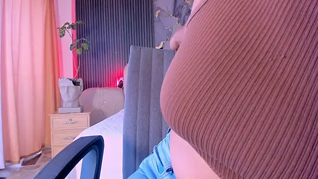 CarolineFyre's Live XXX Chat