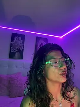 SamathaMay 라이브 XXX 채팅