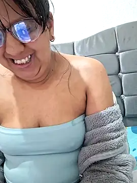 Czat XXX na żywo – ZaidaWet