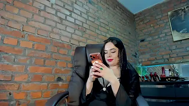 MistressMilana Live XXX-Chat