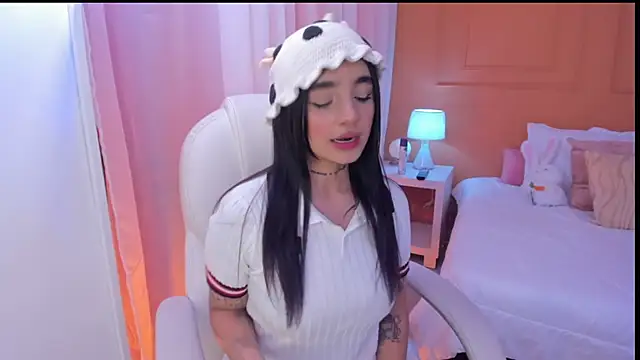 Chat XXX en directo de Abriil_cutee