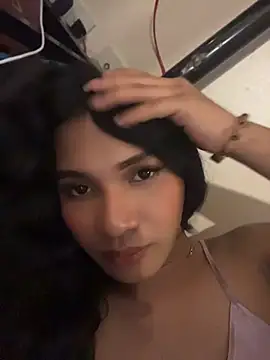 Chat XXX en directo de slutty_aki