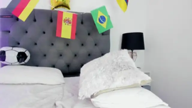 VictoriaParkeer Adlı Modelin Canlı XXX Sohbeti