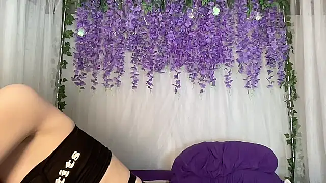 Chat +18 de ElfGirlAna ao vivo