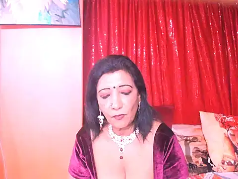 צ'אט XXX בשידור חי של indiansarika65