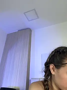 Chatroom XXX en direct de JuliaColemann
