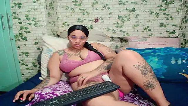 Chat XXX en directo de Indian_candyXX