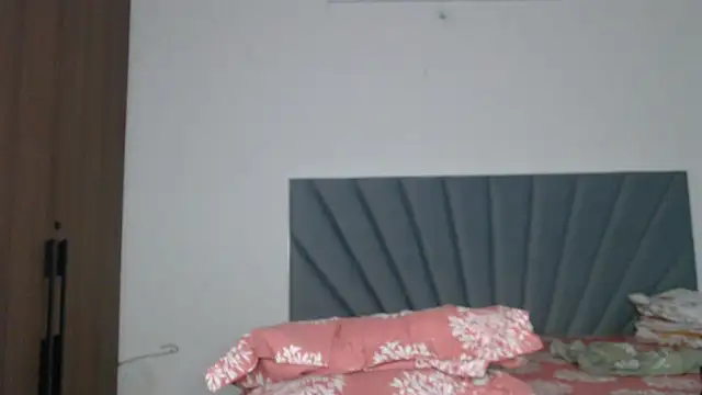 Virgin_Aisha Obrolan Langsung XXX