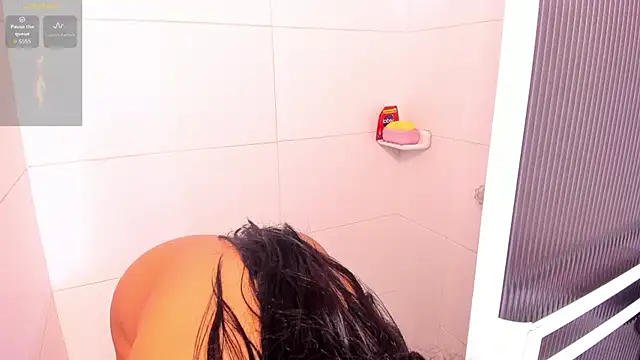 SaraApril_1's Live XXX Chat