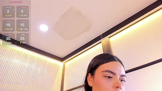 BunnyEvanss XXX чат на живо