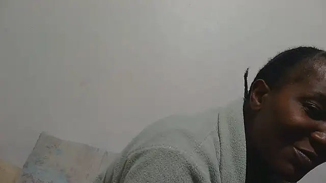 sluttylaura21 Live XXX-Chat