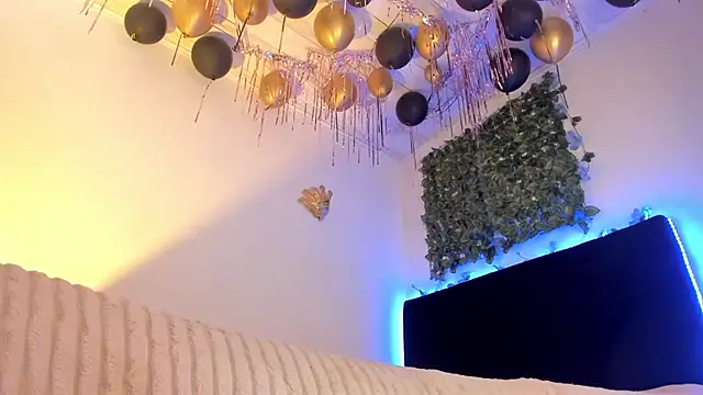 liam_topson élő XXX-chatje