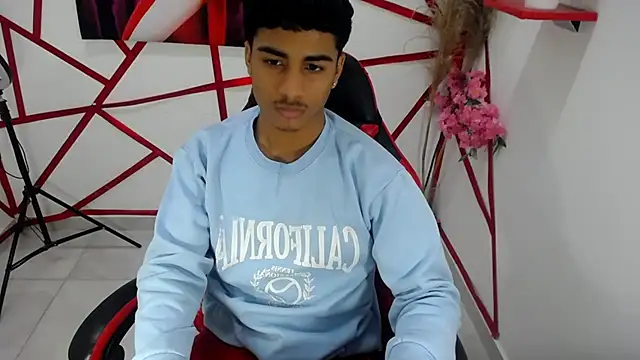 Chat +18 de oliver-parker ao vivo