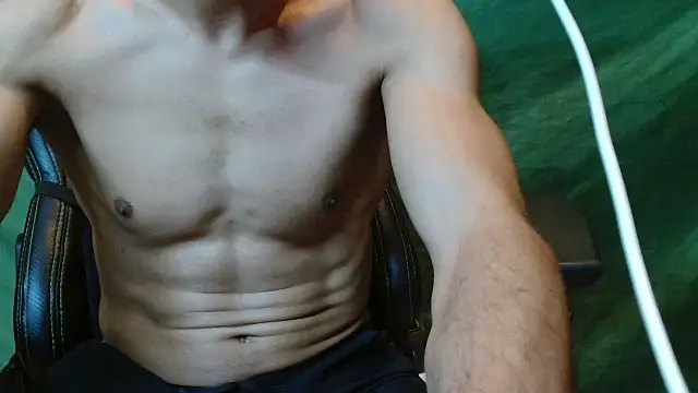coacharabian's Live XXX Chat