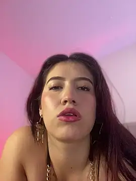 Živý XXX chat BrunnetAri_