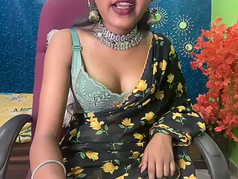 Naughty_Niharikaa webkamerás műsora