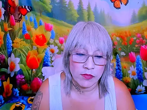 indianroxy élő XXX-chatje
