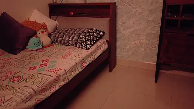 MidnightFlame XXX чат на живо