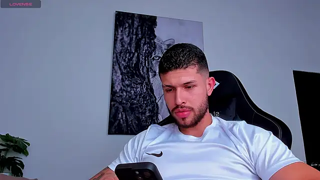 Czat XXX na żywo – Santos_ramirez1