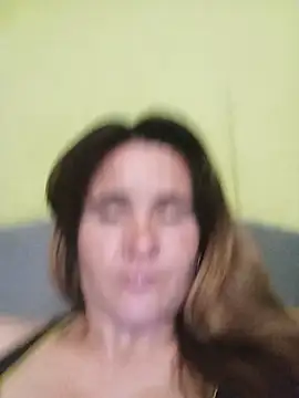 SannyMILF élő XXX-chatje