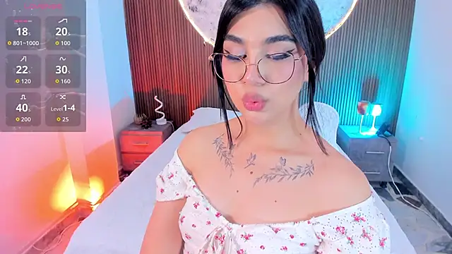 Chat XXX ao vivo de RoseCassie