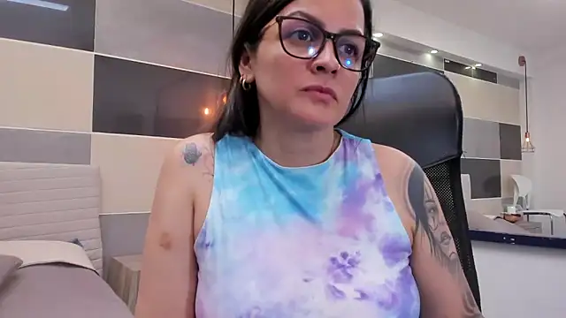 Zara_Jackson Chat XXX live