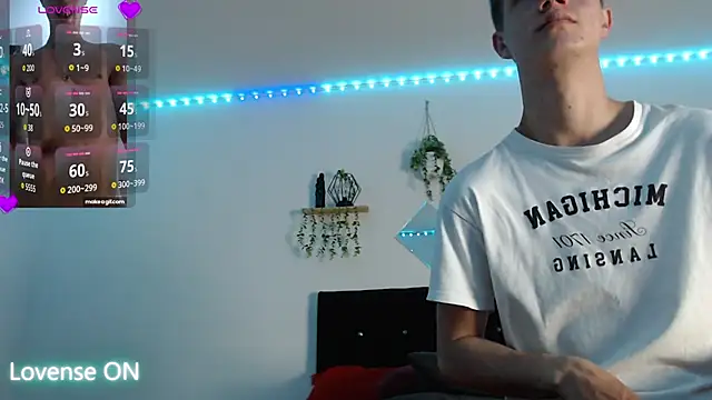nicktorn's Live XXX Chat