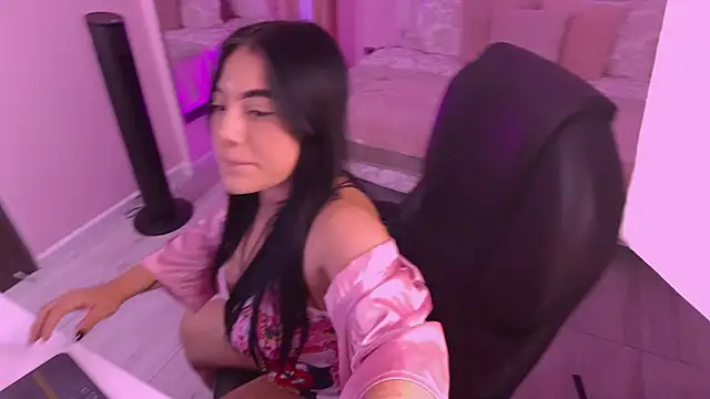 LeslieVenetn Live XXX chat