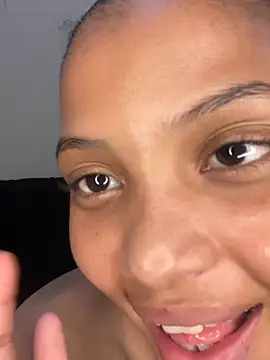 PEACHWAV3 live XXX chat
