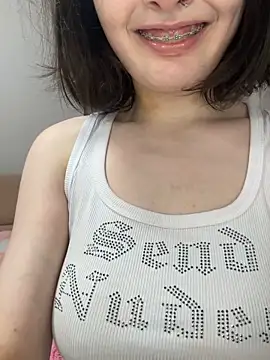Živý XXX chat virusDoll