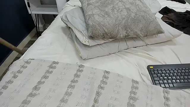 Онлайн чат XXX Charlie___Musk