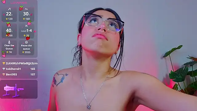 MadyJackson Live XXX-Chat
