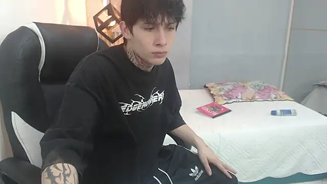 naty_18 Live XXX-chat