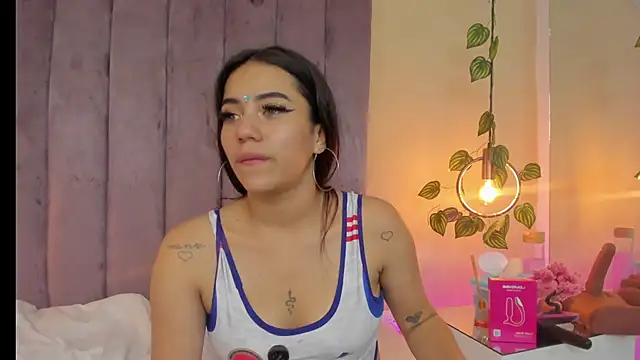 Megan_Thompsonn Webcamshow