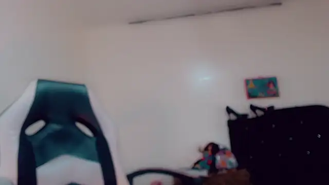 Oriana_braom 在線直播表演